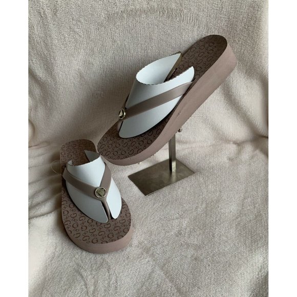 🌹Women’s sandals size 10 Guess Talar-C Eva Flip Flop Wedge Sandal Light Pink - Picture 2 of 12